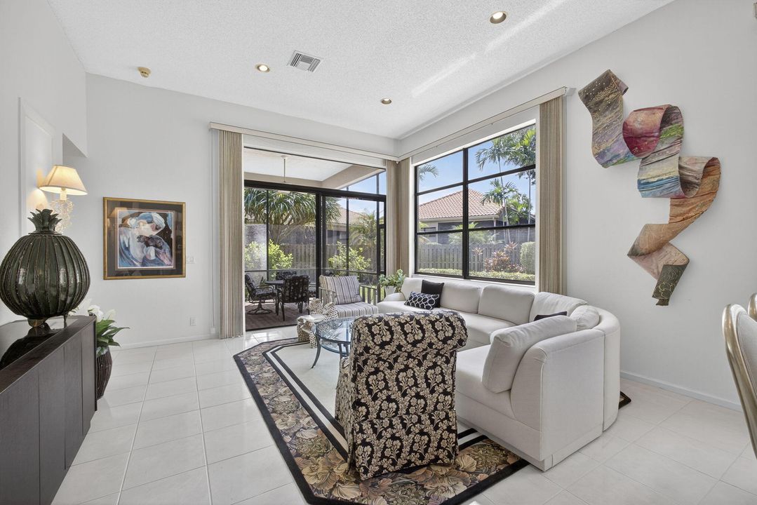 For Sale: $285,000 (3 beds, 2 baths, 1995 Square Feet)