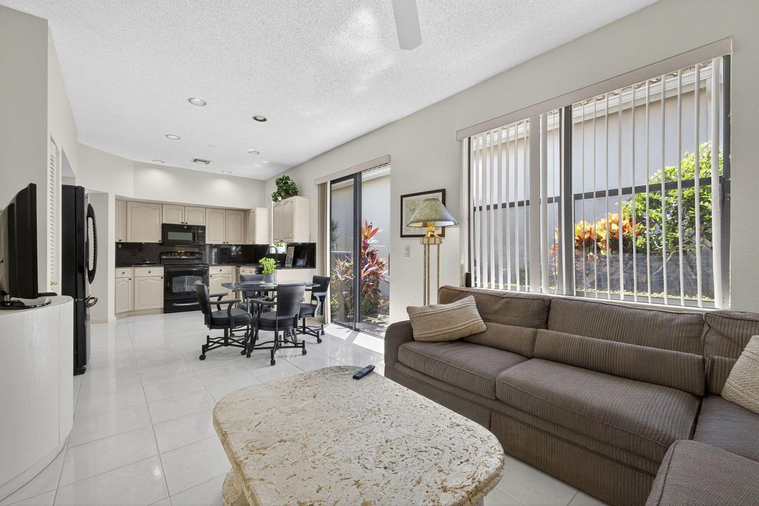 For Sale: $285,000 (3 beds, 2 baths, 1995 Square Feet)