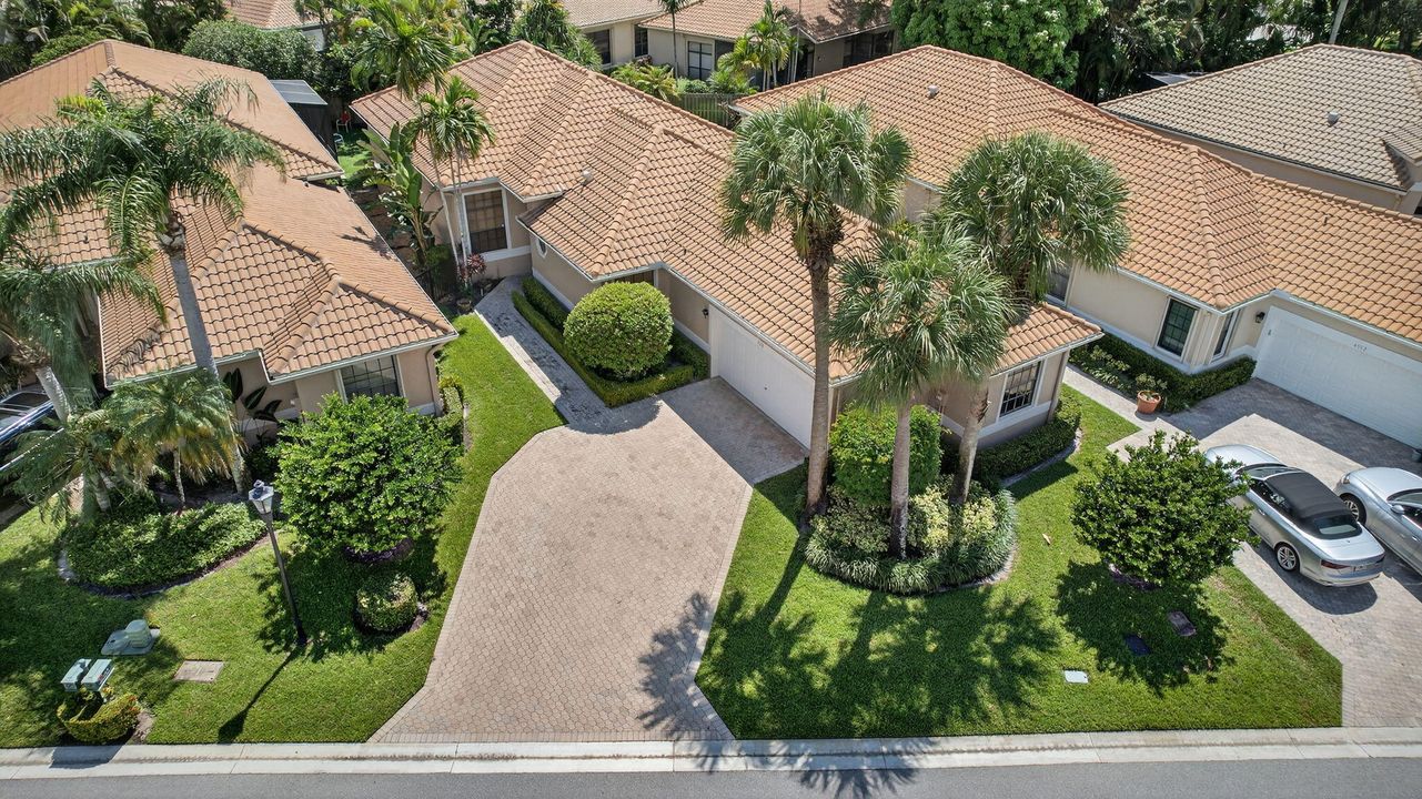 For Sale: $285,000 (3 beds, 2 baths, 1995 Square Feet)