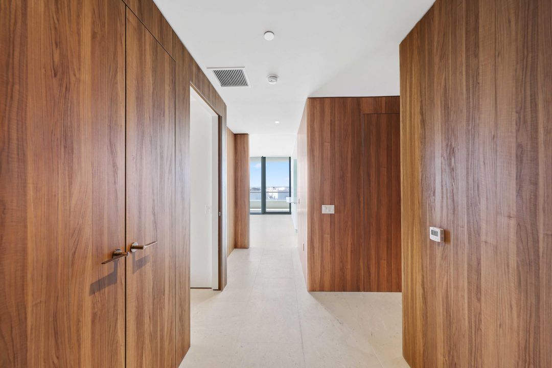 For Sale: $4,850,000 (3 beds, 2 baths, 2561 Square Feet)