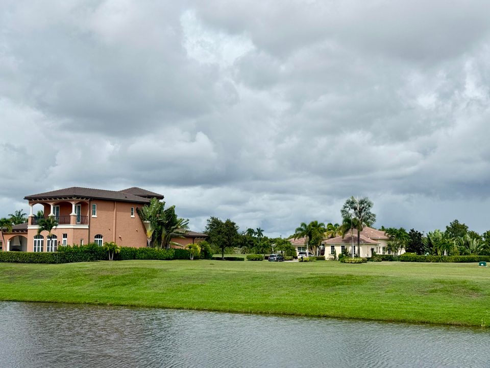 На продажу: $325,000 (0 спален, 0 ванн, 0 Квадратных фут)