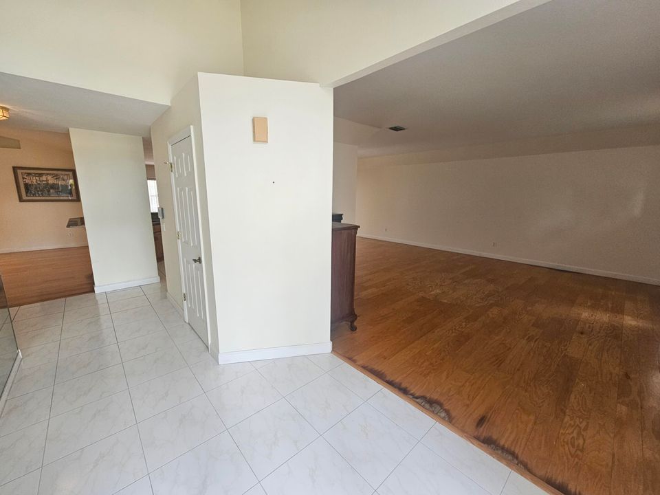 Active With Contract: $300,000 (3 beds, 2 baths, 2408 Square Feet)