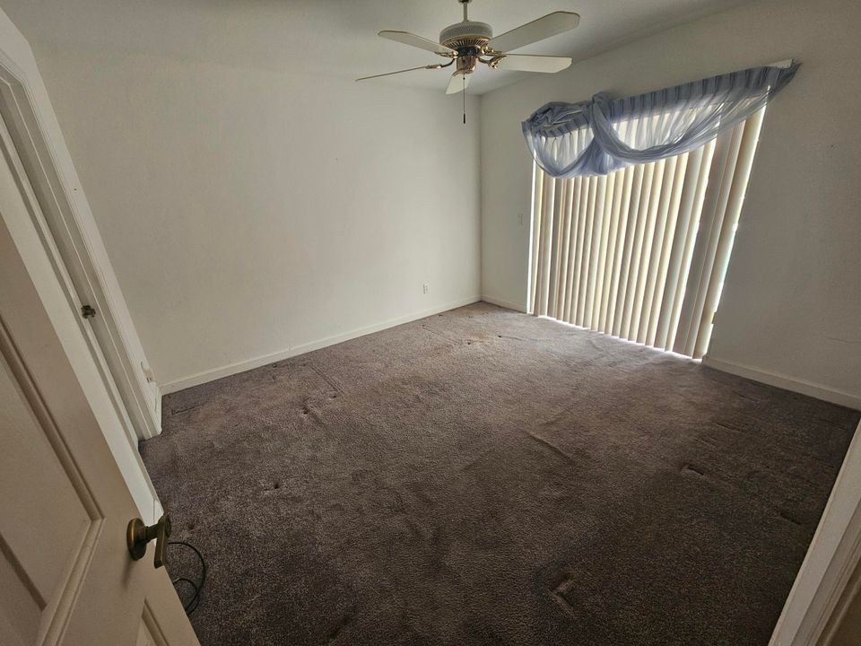 Active With Contract: $300,000 (3 beds, 2 baths, 2408 Square Feet)