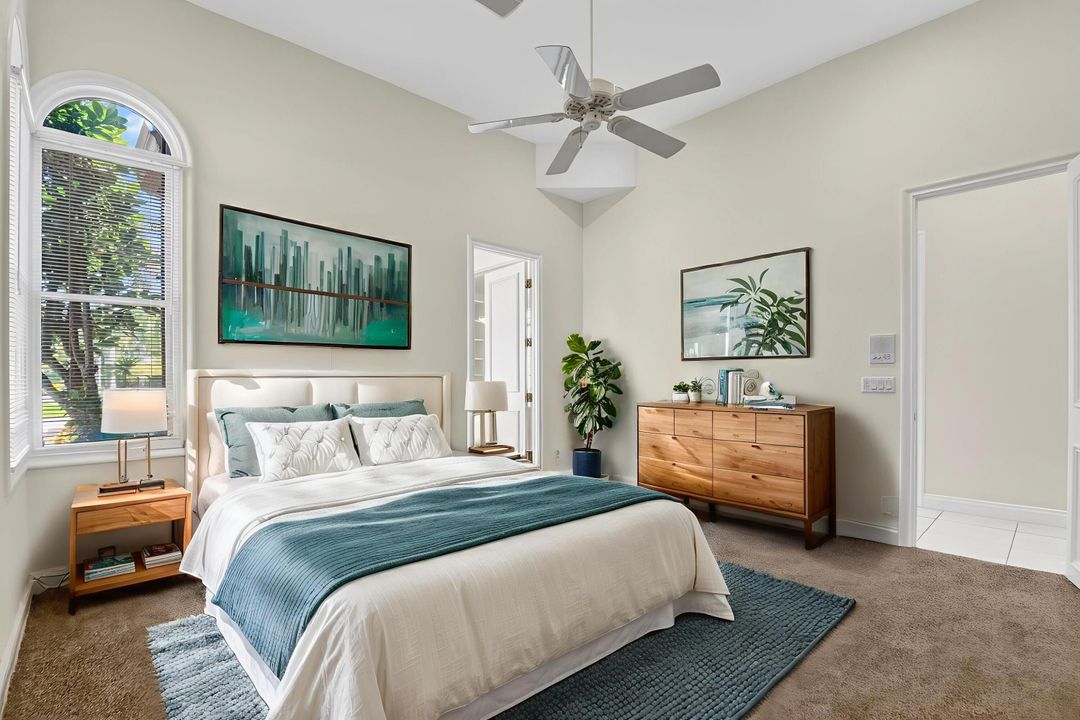 Под контрактом: $1,699,000 (5 спален, 3 ванн, 5019 Квадратных фут)