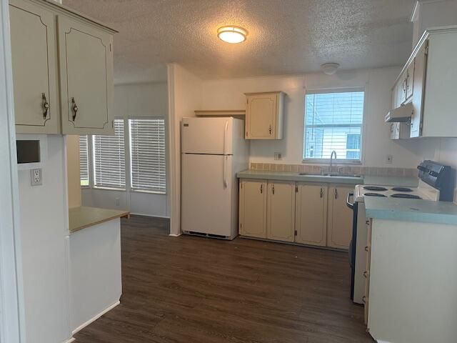 En Venta: $39,900 (2 camas, 2 baños, 864 Pies cuadrados)