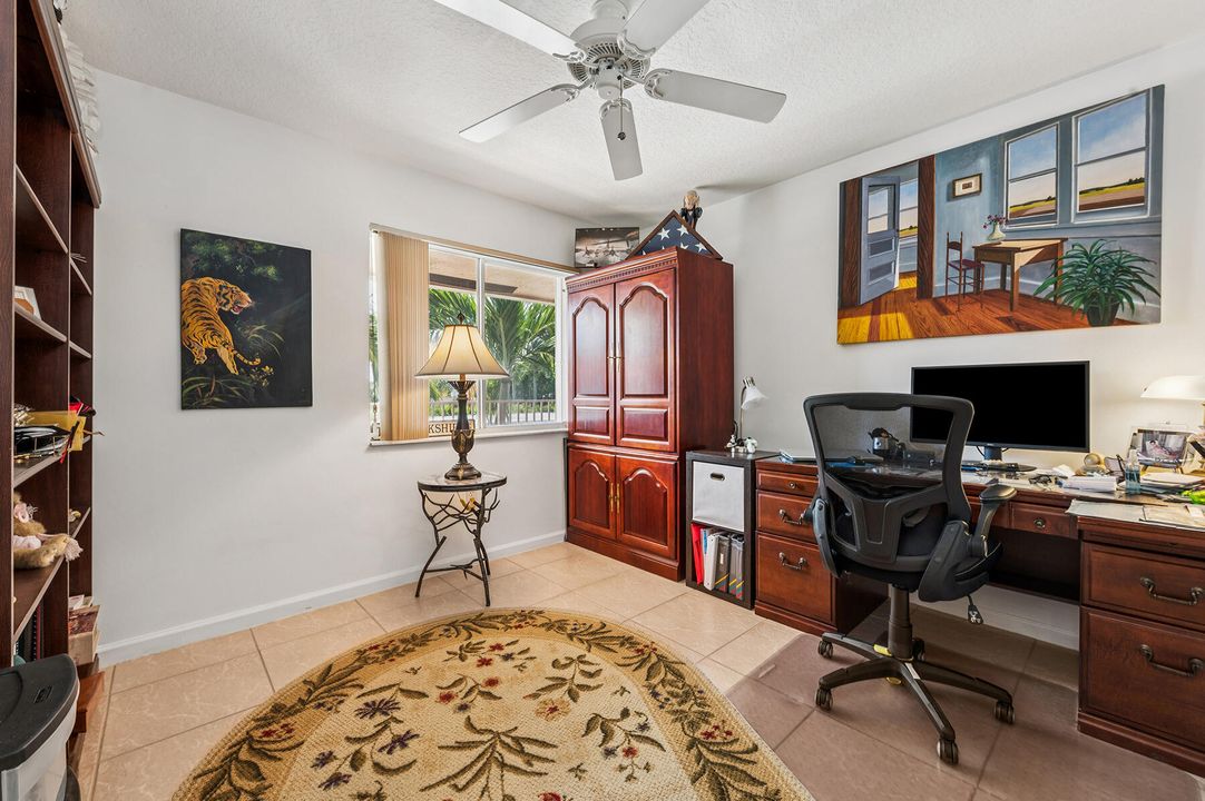 Activo con contrato: $220,000 (3 camas, 2 baños, 1869 Pies cuadrados)