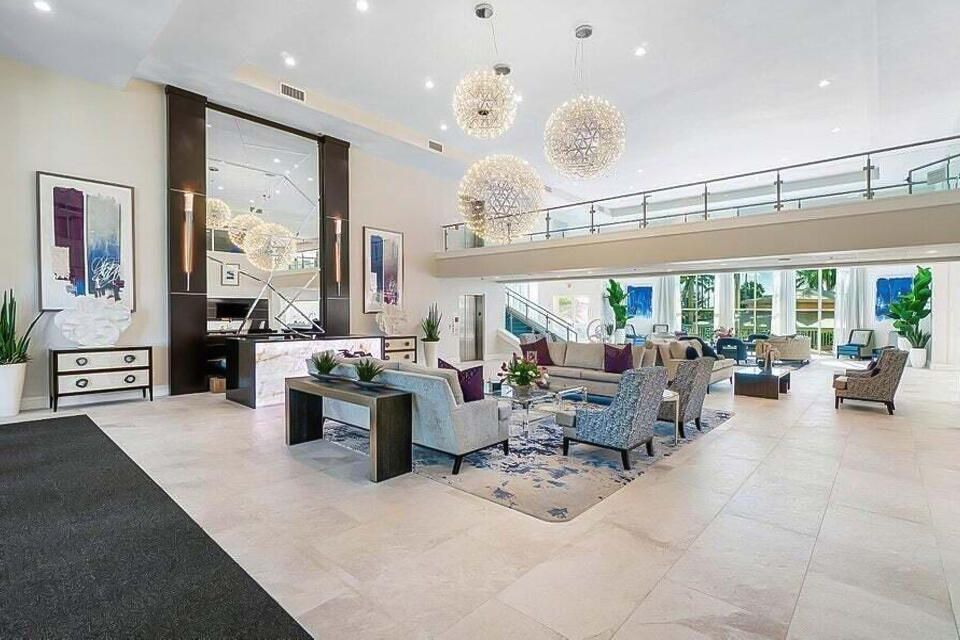 Activo con contrato: $220,000 (3 camas, 2 baños, 1869 Pies cuadrados)