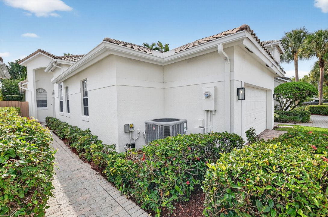 出租: $15,000 (3 贝兹, 2 浴室, 1758 平方英尺)