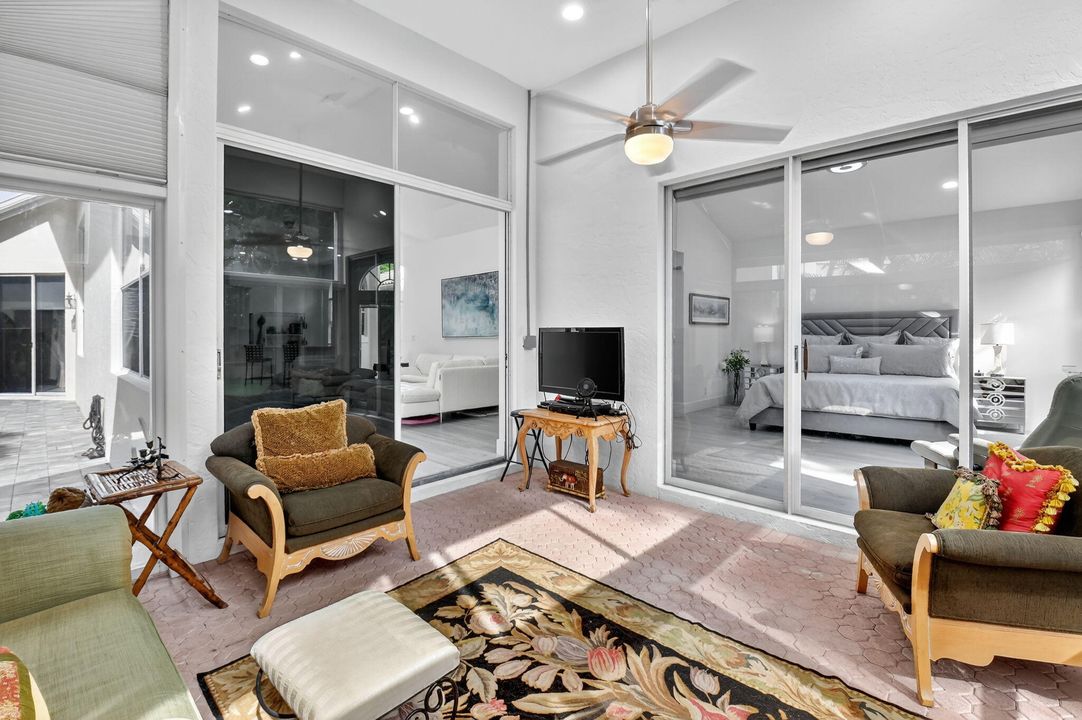 出租: $15,000 (3 贝兹, 2 浴室, 1758 平方英尺)