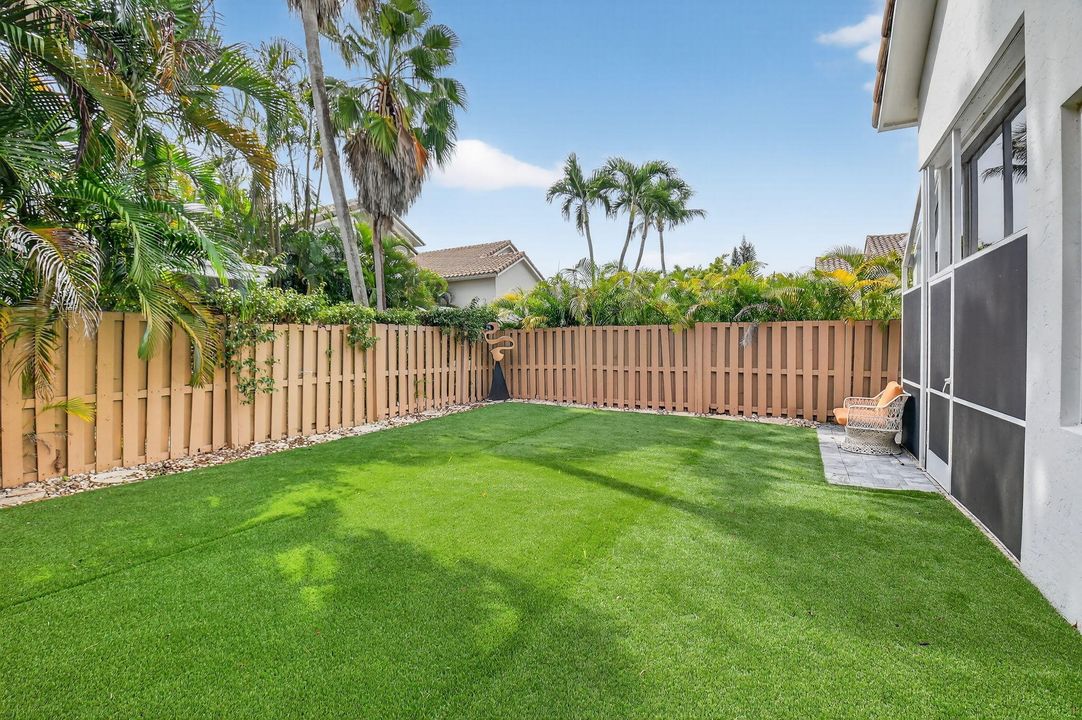 出租: $15,000 (3 贝兹, 2 浴室, 1758 平方英尺)