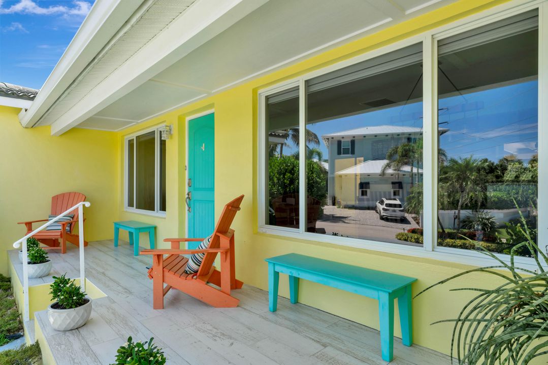 For Sale: $1,999,000 (3 beds, 2 baths, 1462 Square Feet)