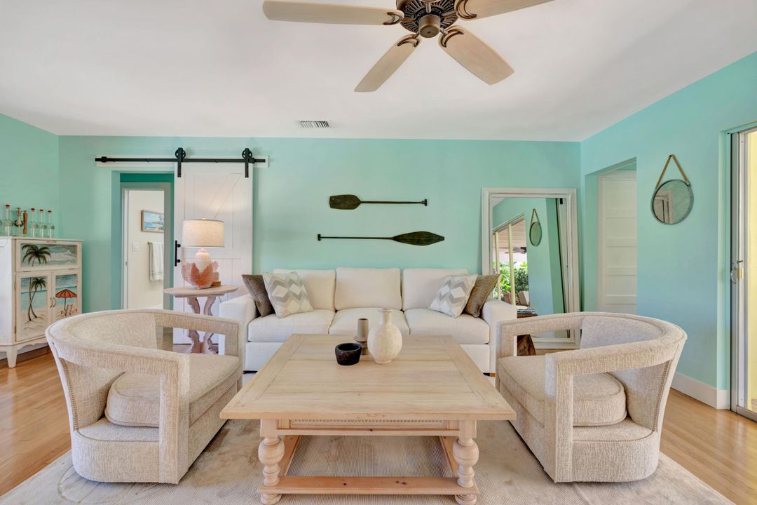 For Sale: $1,999,000 (3 beds, 2 baths, 1462 Square Feet)