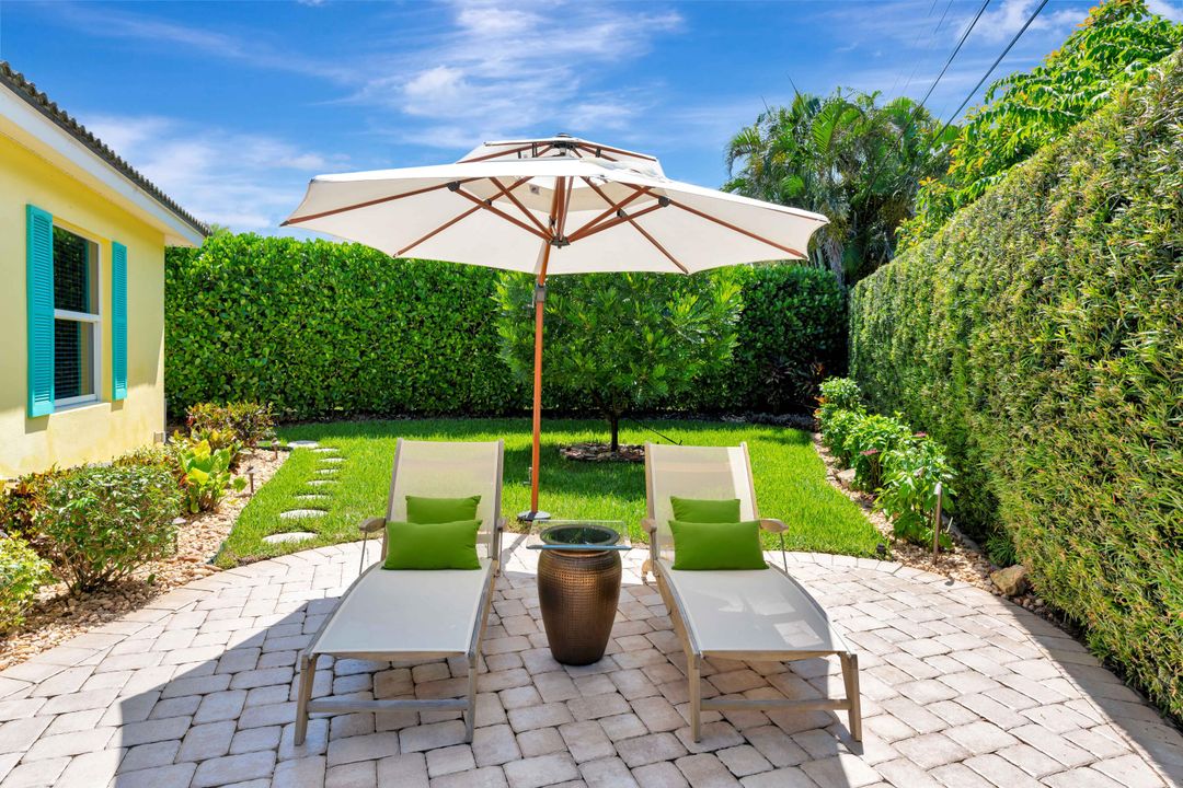 For Sale: $1,999,000 (3 beds, 2 baths, 1462 Square Feet)