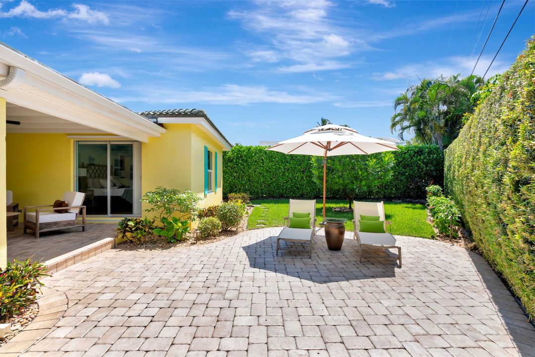 For Sale: $1,999,000 (3 beds, 2 baths, 1462 Square Feet)