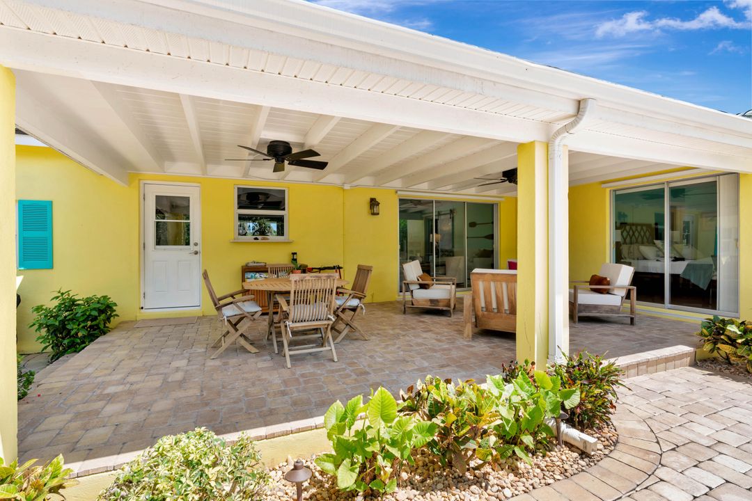 For Sale: $1,999,000 (3 beds, 2 baths, 1462 Square Feet)