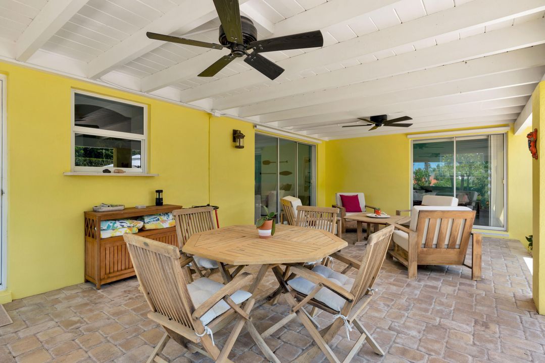 For Sale: $1,999,000 (3 beds, 2 baths, 1462 Square Feet)