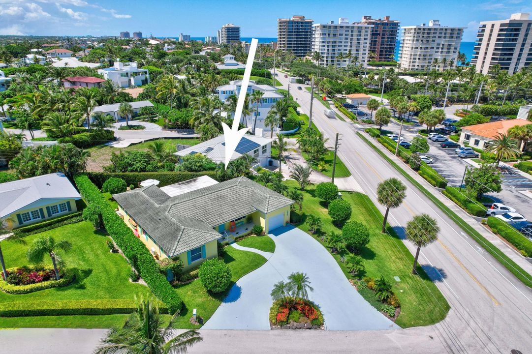 For Sale: $1,999,000 (3 beds, 2 baths, 1462 Square Feet)