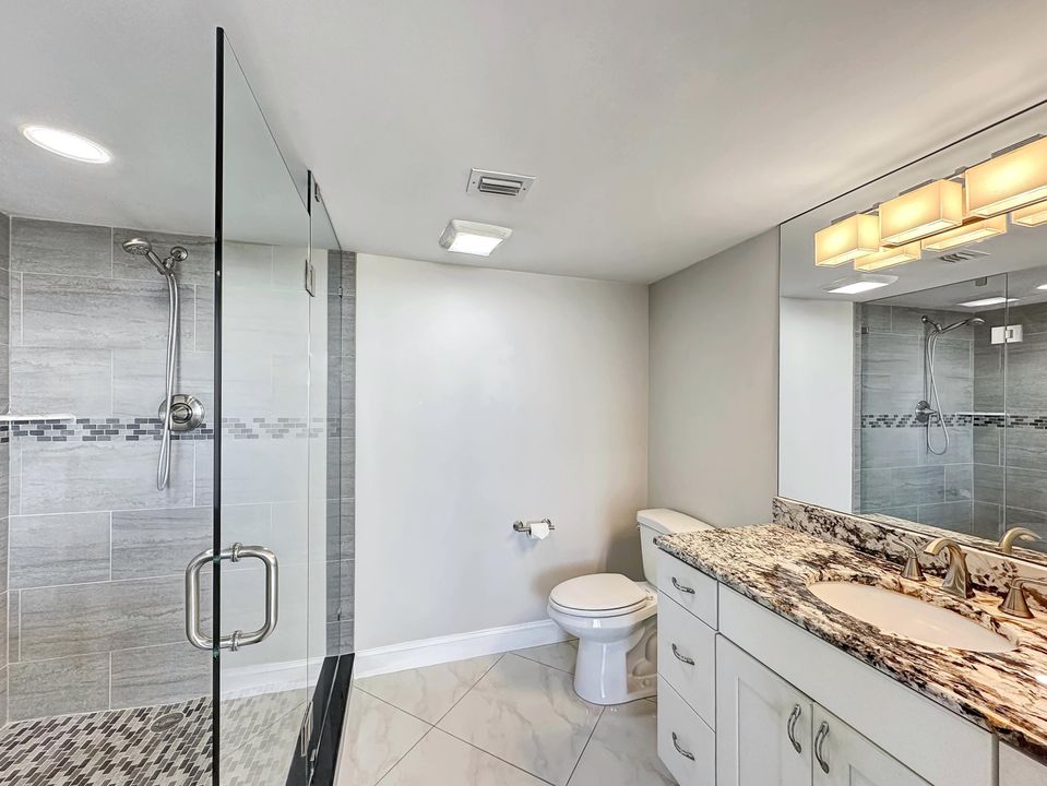 Active With Contract: $3,750 (2 beds, 2 baths, 1432 Square Feet)