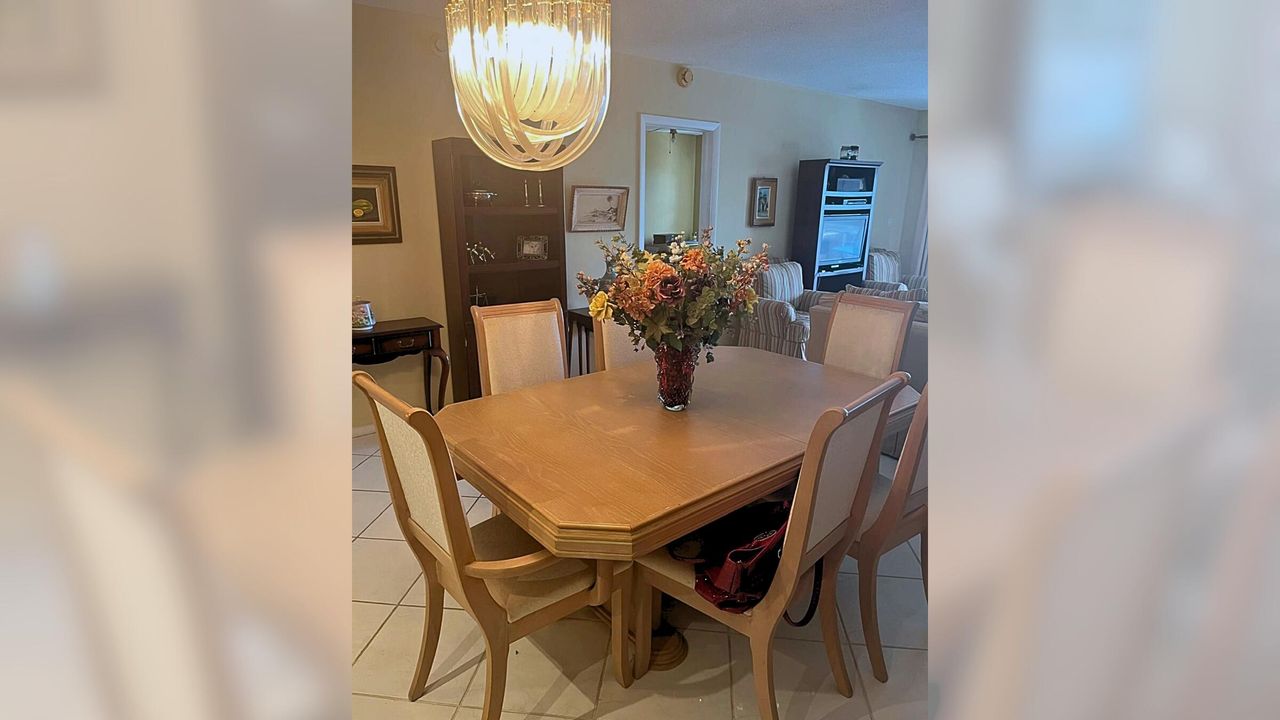 合同活跃: $249,999 (2 贝兹, 2 浴室, 1020 平方英尺)