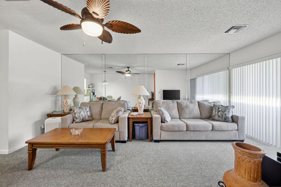 For Sale: $65,000 (1 beds, 1 baths, 816 Square Feet)