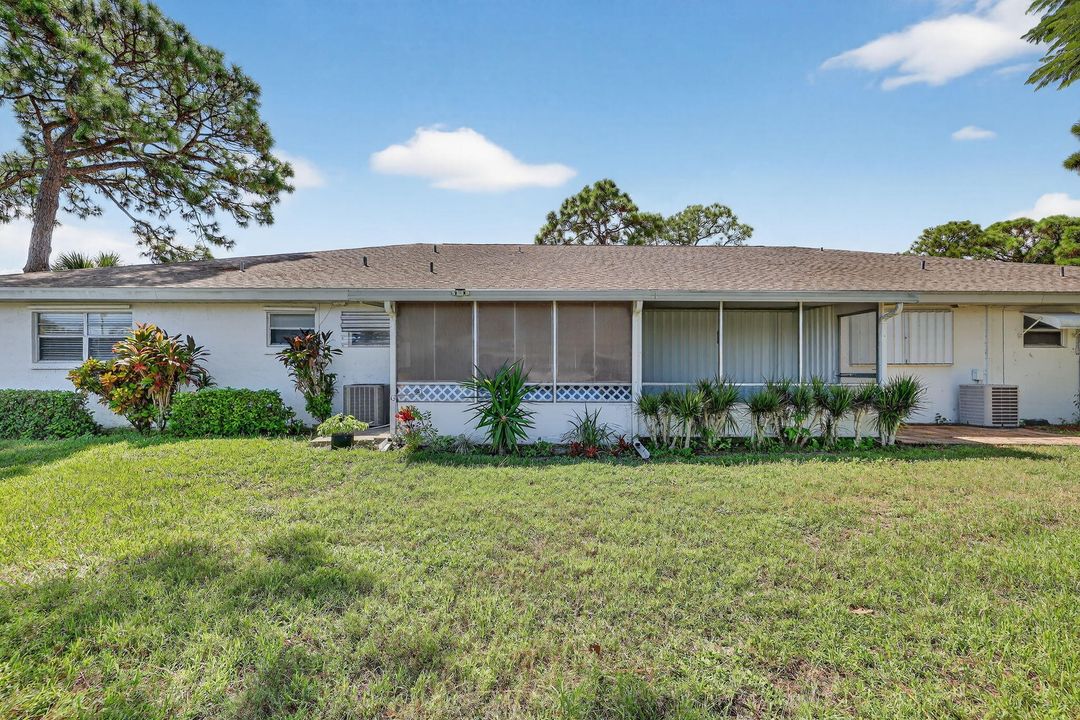 For Sale: $65,000 (1 beds, 1 baths, 816 Square Feet)