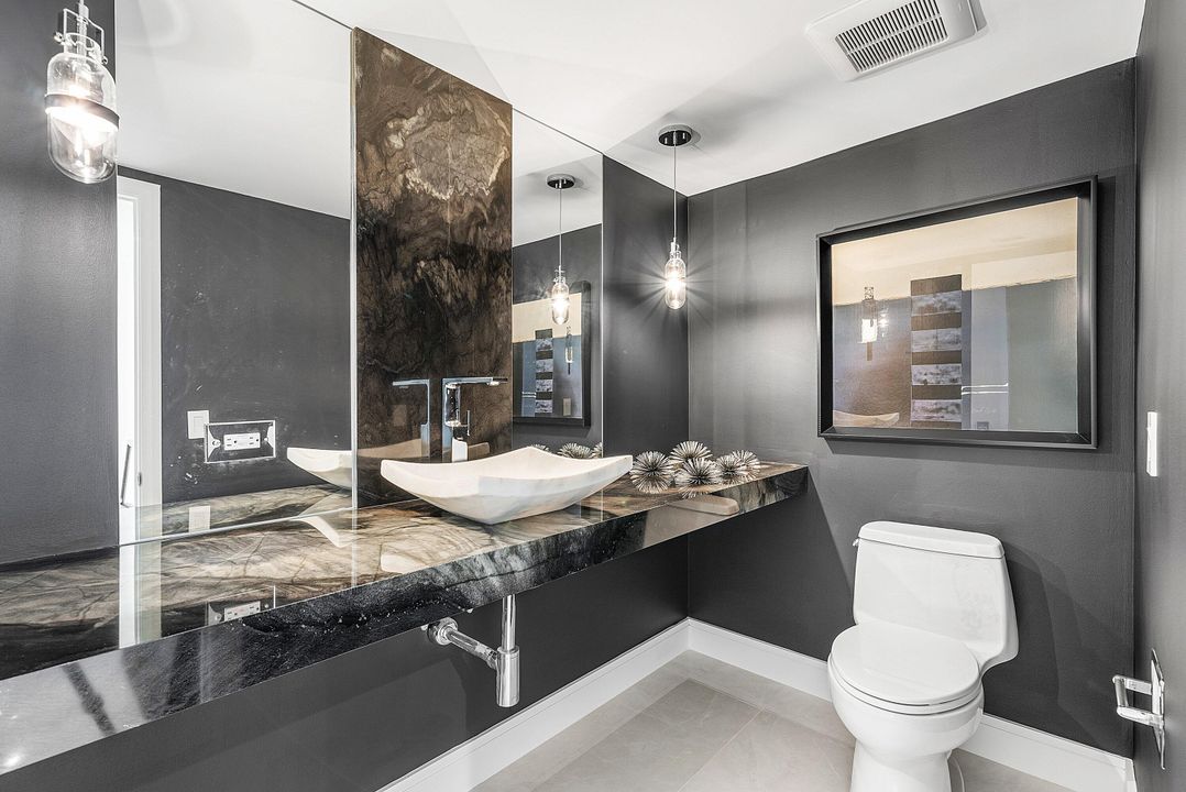 待售: $3,695,000 (2 贝兹, 2 浴室, 2659 平方英尺)