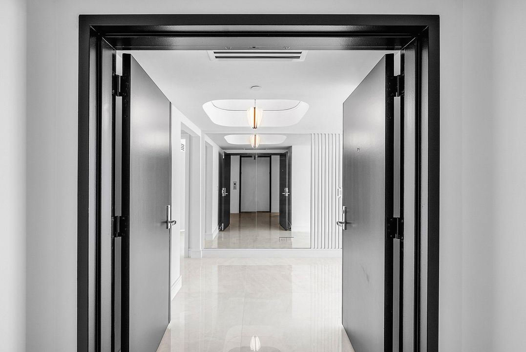 待售: $3,695,000 (2 贝兹, 2 浴室, 2659 平方英尺)