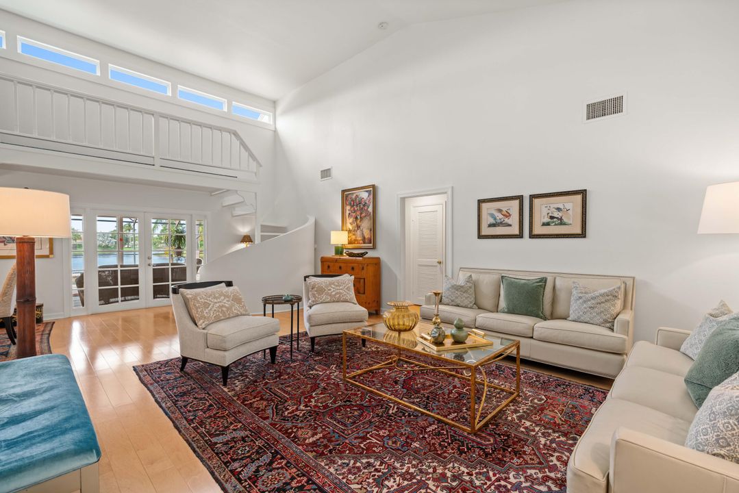 En Venta: $1,650,000 (5 camas, 4 baños, 2623 Pies cuadrados)