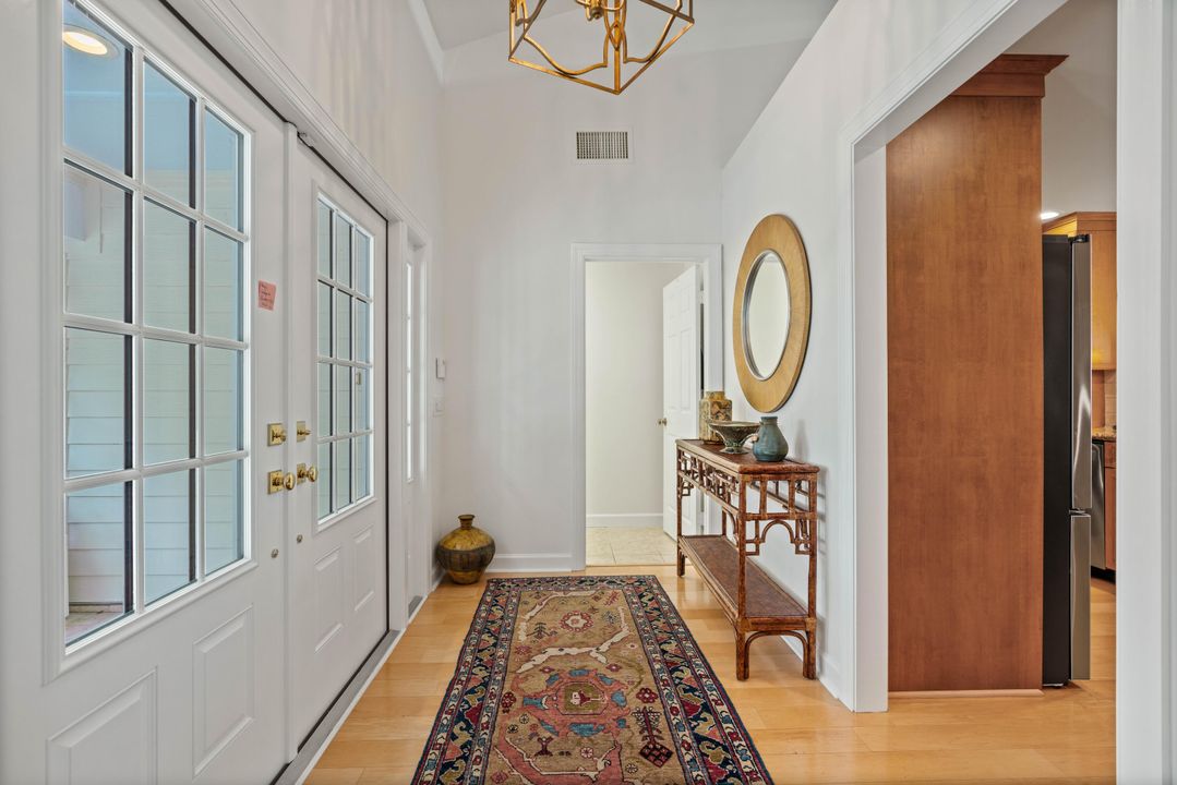 En Venta: $1,650,000 (5 camas, 4 baños, 2623 Pies cuadrados)