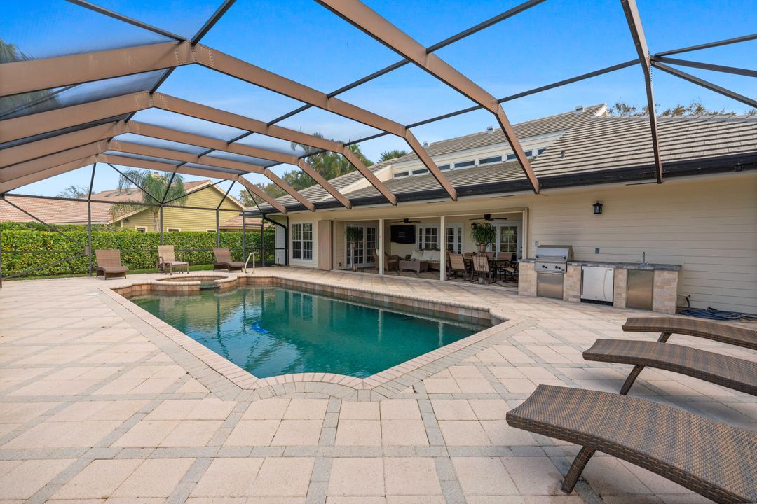 En Venta: $1,650,000 (5 camas, 4 baños, 2623 Pies cuadrados)