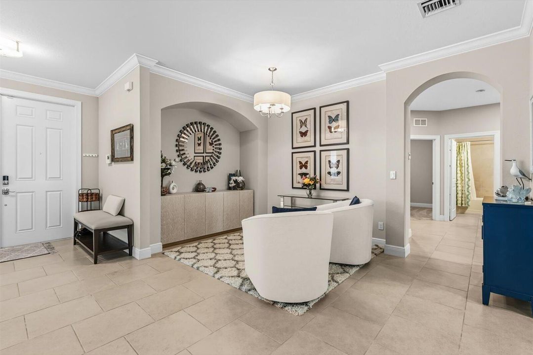 Под контрактом: $925,000 (4 спален, 3 ванн, 2444 Квадратных фут)