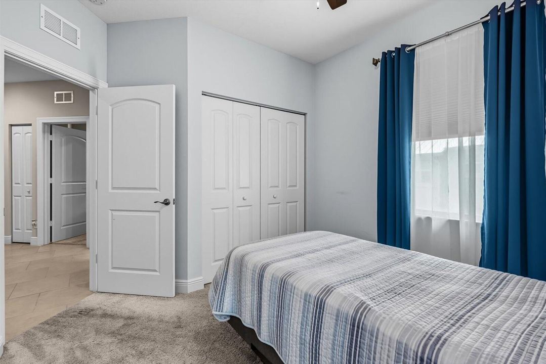 Под контрактом: $925,000 (4 спален, 3 ванн, 2444 Квадратных фут)