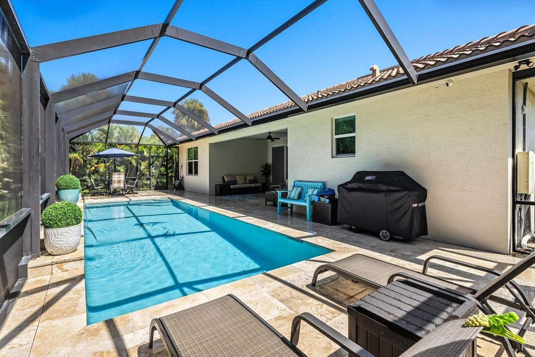 Под контрактом: $925,000 (4 спален, 3 ванн, 2444 Квадратных фут)