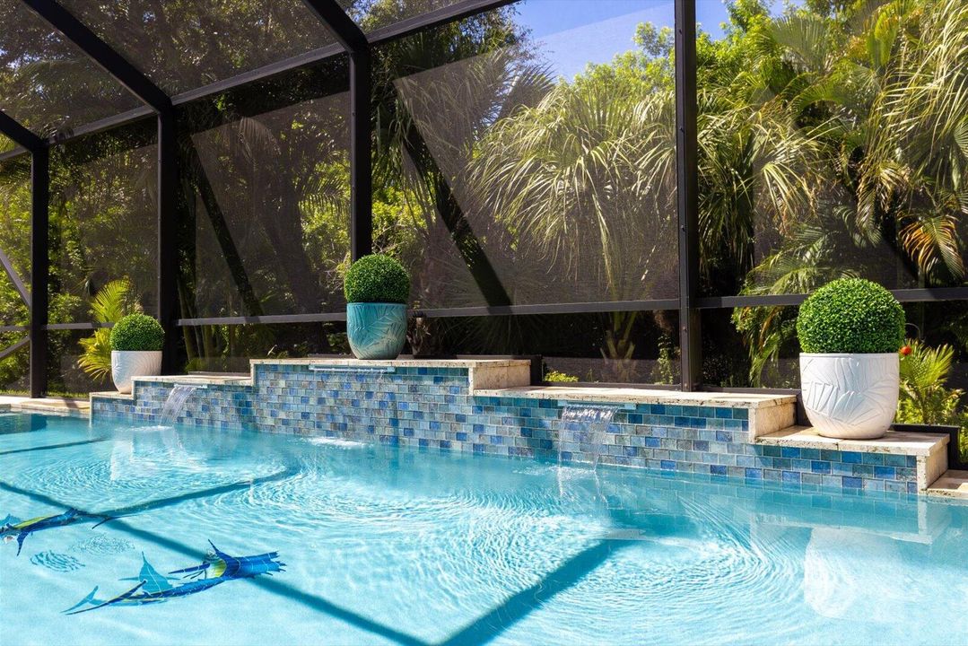 Под контрактом: $925,000 (4 спален, 3 ванн, 2444 Квадратных фут)