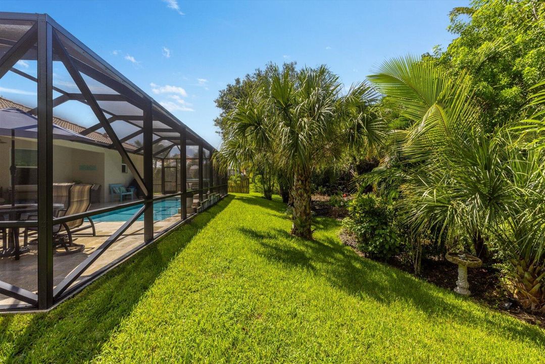 Под контрактом: $925,000 (4 спален, 3 ванн, 2444 Квадратных фут)