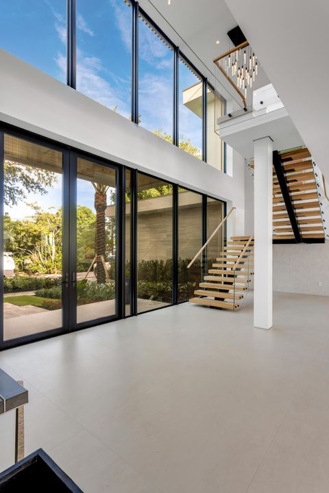 For Sale: $21,000,000 (7 beds, 8 baths, 7631 Square Feet)