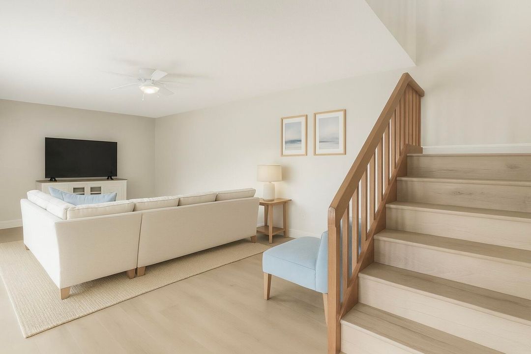 待售: $225,000 (2 贝兹, 2 浴室, 1170 平方英尺)