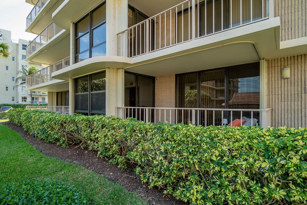 Под контрактом: $399,000 (2 спален, 2 ванн, 1476 Квадратных фут)