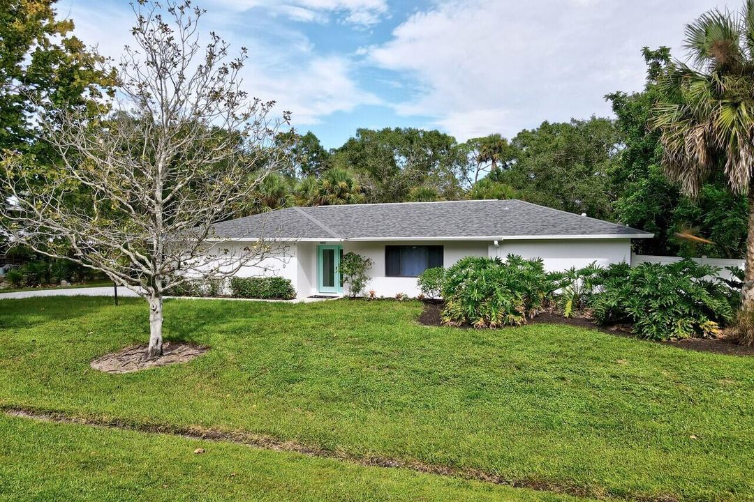 待售: $649,900 (3 贝兹, 3 浴室, 2341 平方英尺)