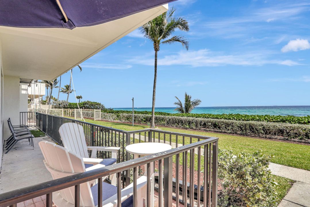 На продажу: $995,000 (2 спален, 2 ванн, 1370 Квадратных фут)