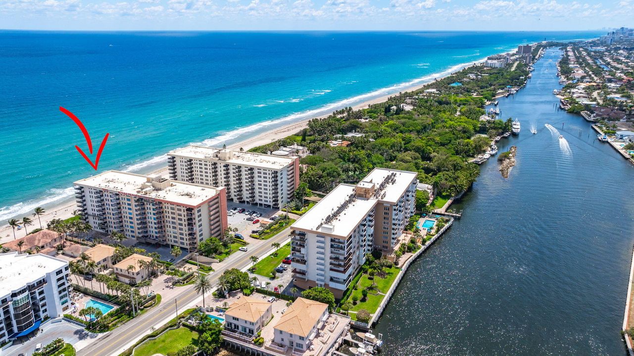 На продажу: $995,000 (2 спален, 2 ванн, 1370 Квадратных фут)