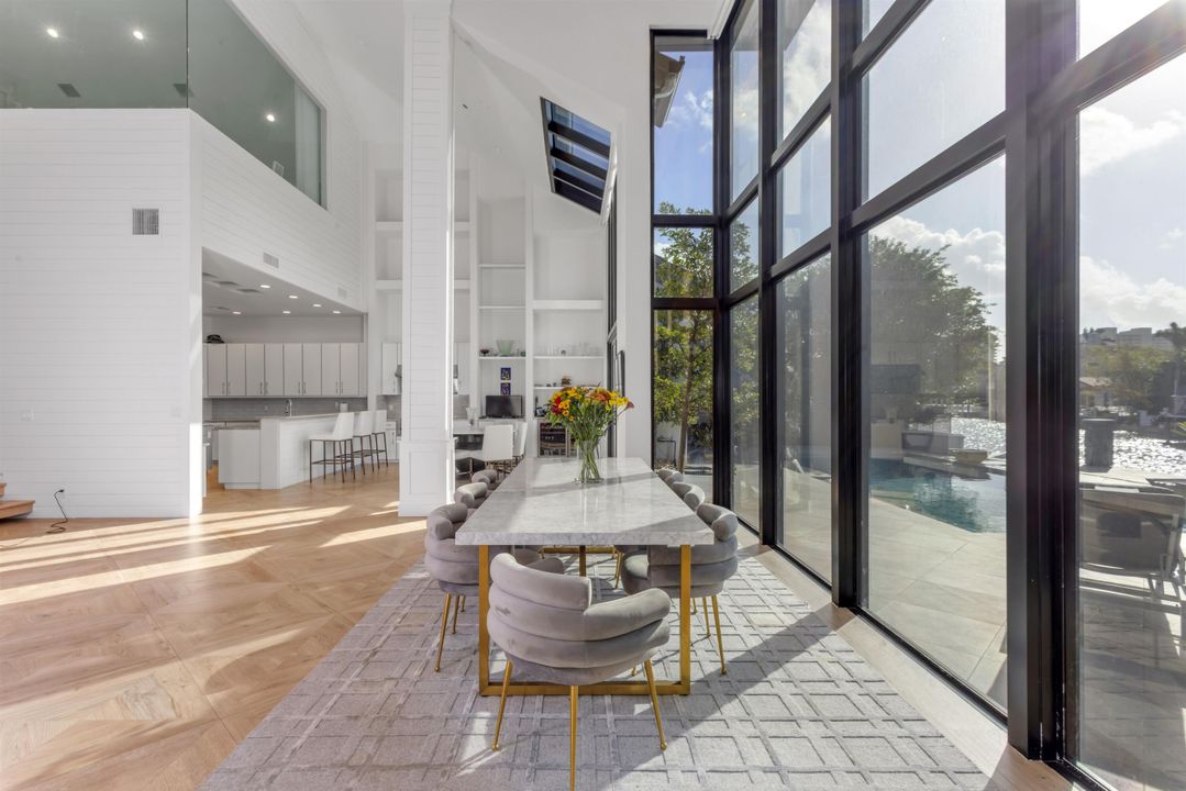 For Sale: $11,950,000 (5 beds, 6 baths, 8230 Square Feet)