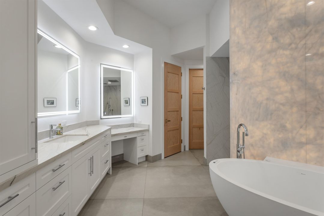 For Sale: $11,950,000 (5 beds, 6 baths, 8230 Square Feet)