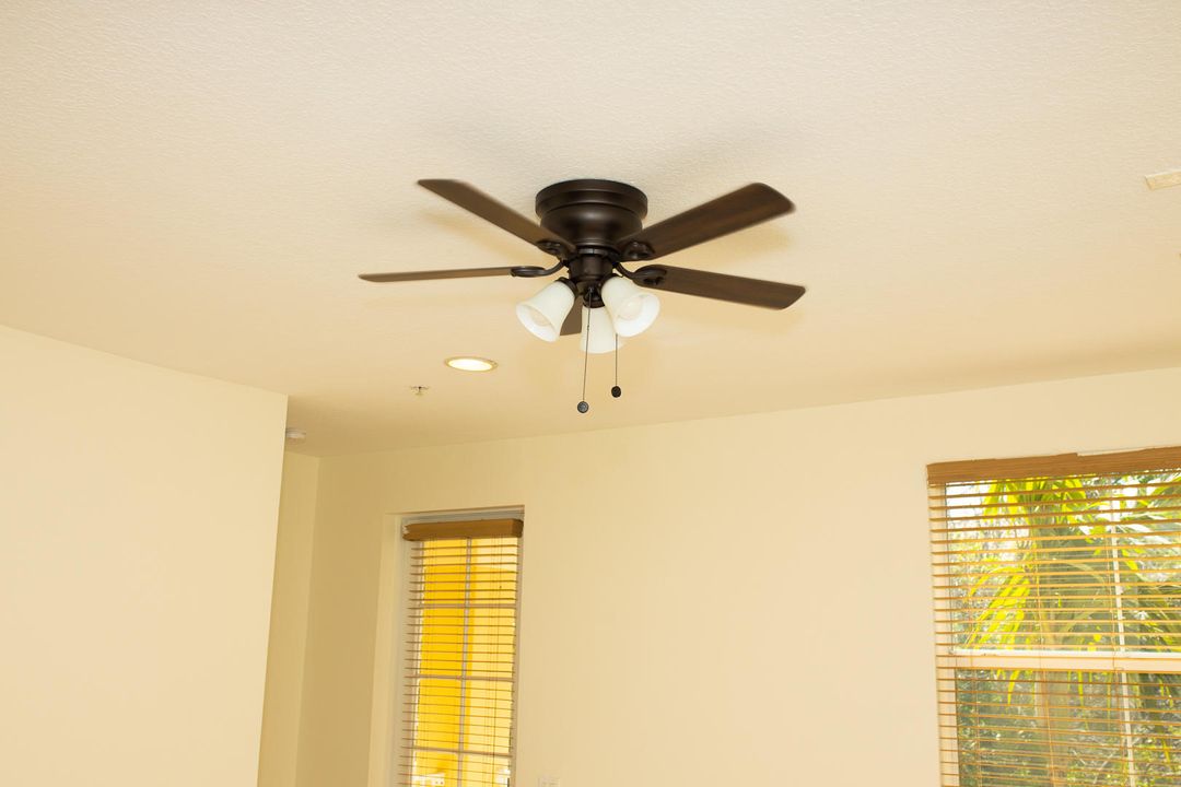 待售: $445,000 (3 贝兹, 4 浴室, 1880 平方英尺)