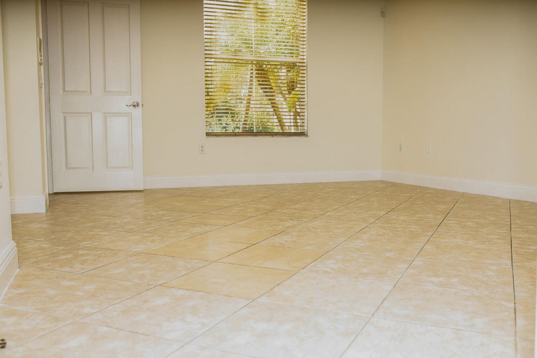 待售: $445,000 (3 贝兹, 4 浴室, 1880 平方英尺)