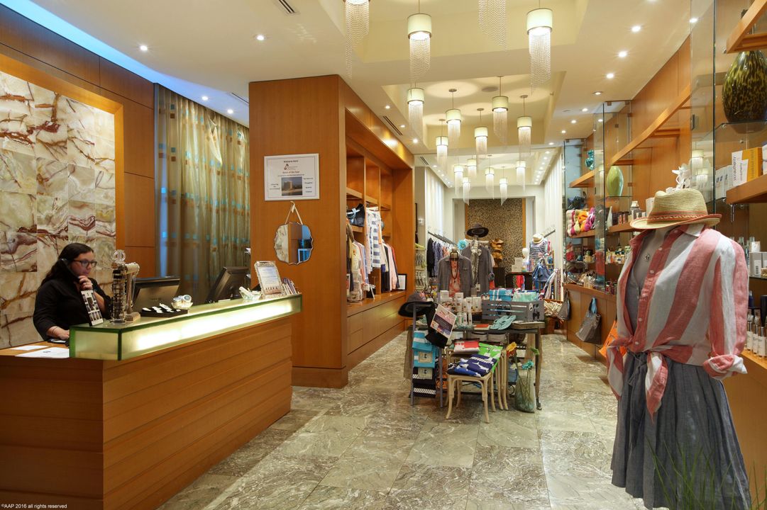 En Venta: $2,499,000 (3 camas, 3 baños, 2801 Pies cuadrados)