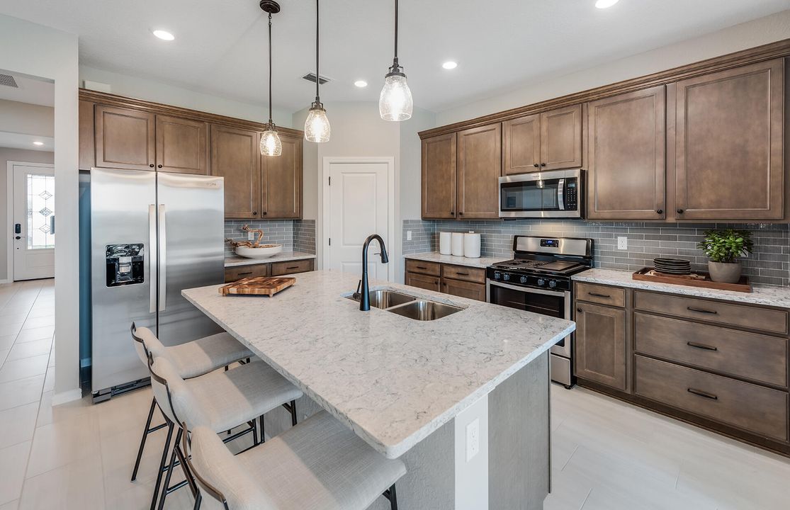 待售: $586,528 (3 贝兹, 2 浴室, 1696 平方英尺)