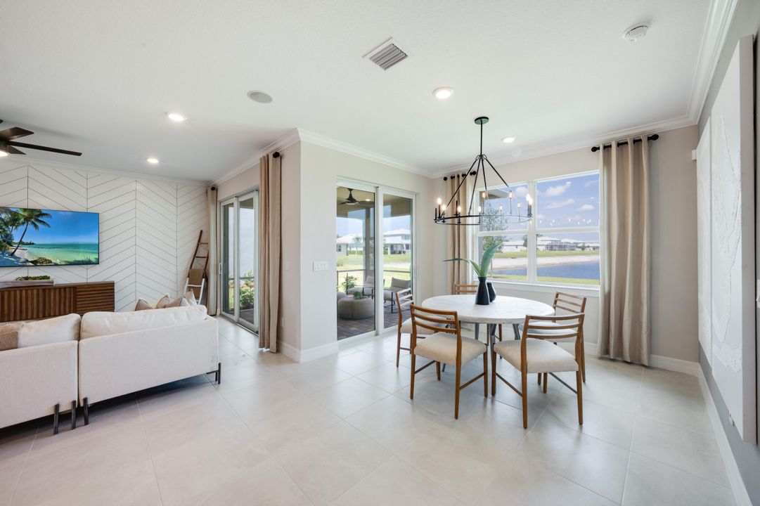 待售: $586,528 (3 贝兹, 2 浴室, 1696 平方英尺)