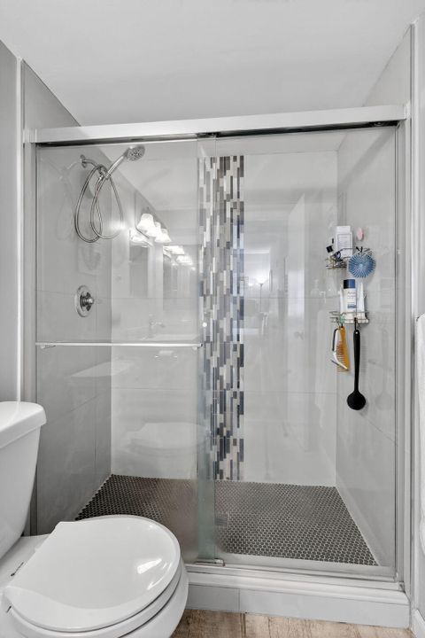 Active With Contract: $210,000 (2 beds, 2 baths, 1005 Square Feet)