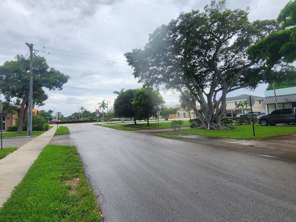 Activo con contrato: $349,900 (0 camas, 0 baños, 885 Pies cuadrados)